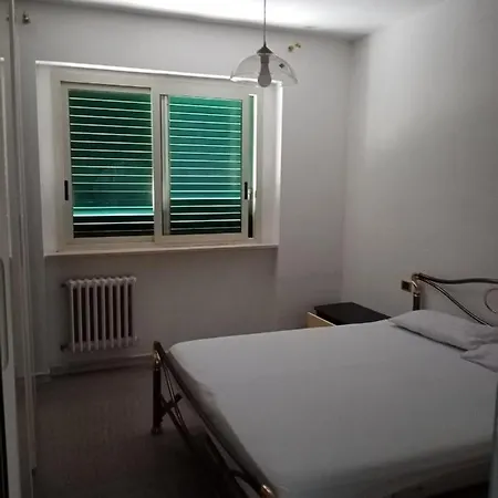 Manfredi Via Fermi Vieste, In Centro Bed & Breakfast Vieste