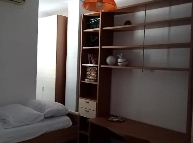 Manfredi Via Fermi Vieste, In Centro Bed & Breakfast 3*