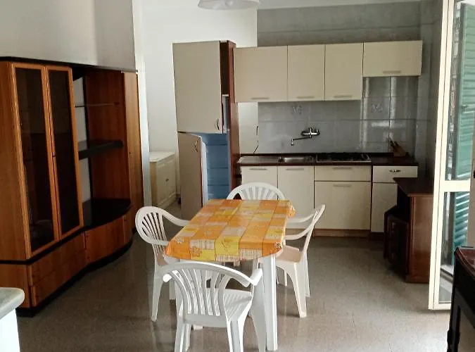 Manfredi Via Fermi Vieste, In Centro Bed & Breakfast Vieste